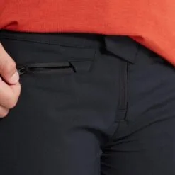 Specialized Trail Shorts (Youth) 7 Specialized Trail Shorts (Youth) -Shimano Shop 64221 650 APP TRAIL SHORT YTH BLK M DETAIL1 scaled