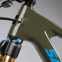 Santa Cruz Bronson 4 CC XO1 AXS Reserve (2022) 7 Santa Cruz Bronson 4 CC XO1 AXS Reserve (2022) -Shimano Shop MY22 Bronson details 010 380c67c2 09f5 4b7b 81b0 a1758bac69f0