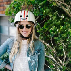 Public Bikes Nutcase MIPS Helmet 5 Public Bikes Nutcase MIPS Helmet -Shimano Shop Public Nutcase Street Helmet MIPS Cream 040 1800x1200 1800x 85924c8f 1984 460f be1c 9c02bdc54a4a