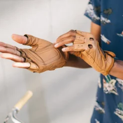 Bullitt Gloves -Shimano Shop bullitt gloves details