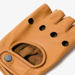 Bullitt Gloves -Shimano Shop bullitt gloves feature2