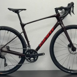 Giant Revolt Advanced 3 5 Giant Revolt Advanced 3 -Shimano Shop image 6 3087e081 8a4e 4b20 b038 edc613945fcc