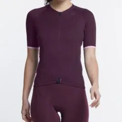 Signature Jersey (Women's) -Shimano Shop womens signature jersey black cherry front 2000x c68267e6 e89c 49a9 8e71 f08ed336b8f4